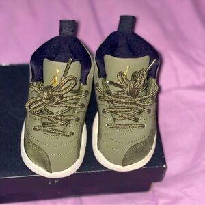 Jordan Retro 12 size 5c